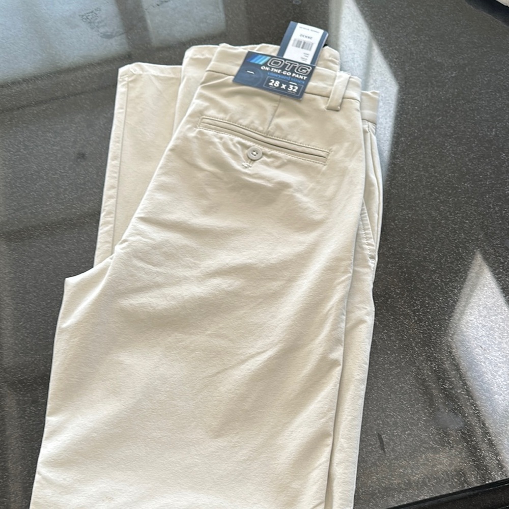 Vineyard Vines Stone Chinos on the Go pant